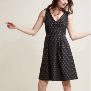 Hutch for Modcloth Embroidered Lipstick A-Line